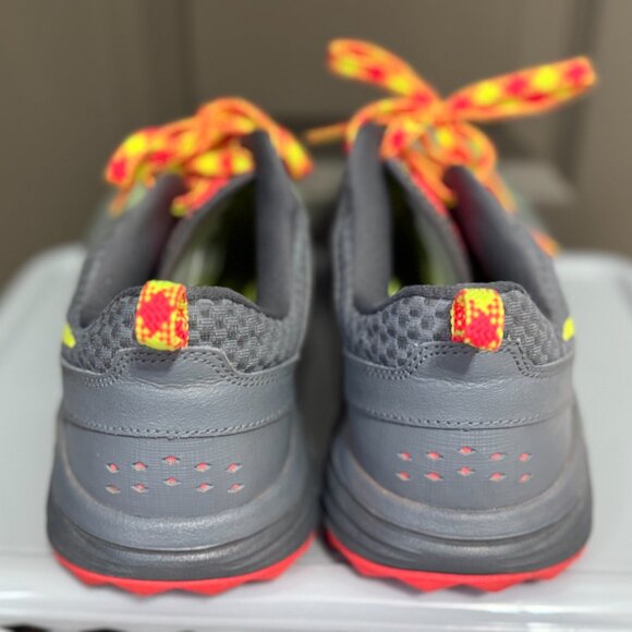 Nike Women’s Dual Fusion Trail Running Shoes Size 11 Gray/Volt/Red - Picture 3 of 7